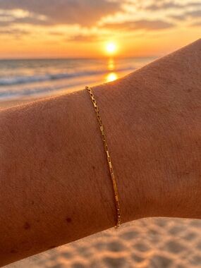 1mm Linear Link Gold Custom Bracelet